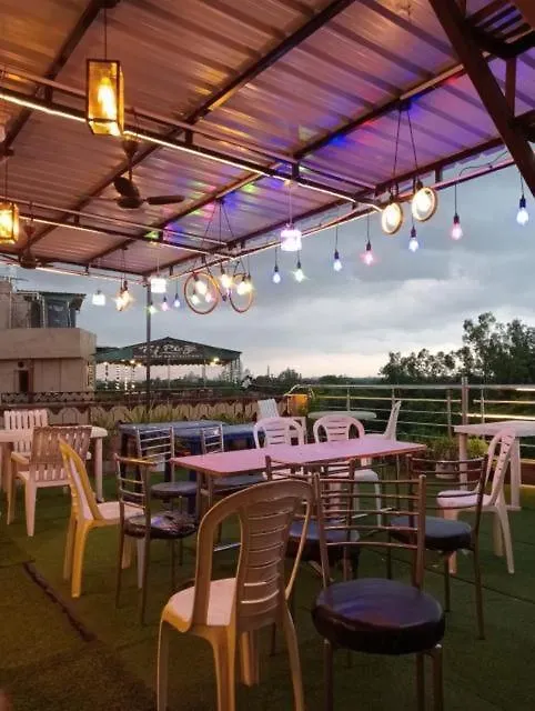 Hotel Rashmi Agra   Agra (Uttar Pradesh)