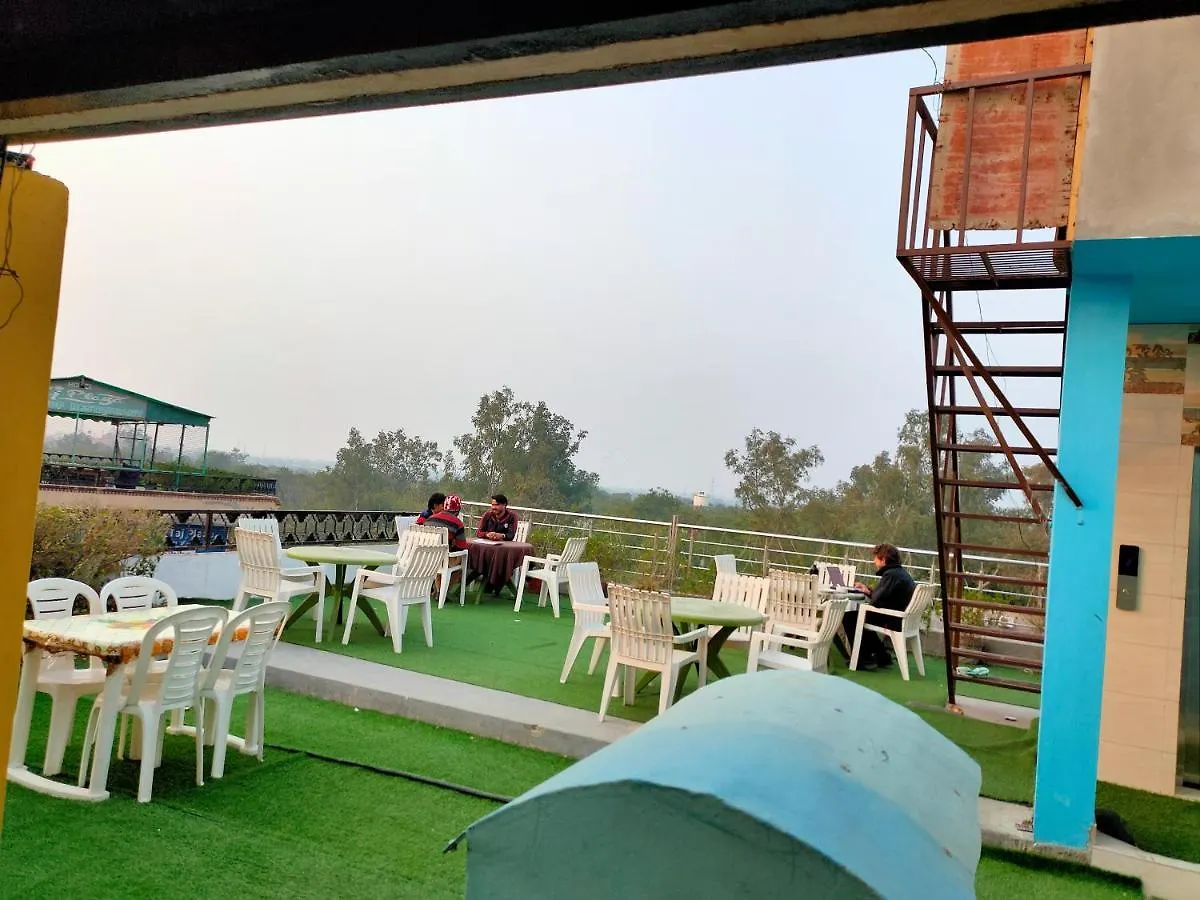 Hotel Rashmi Agra