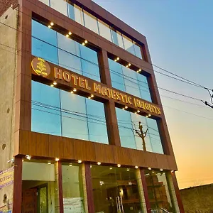 Hotel Majestic Heights