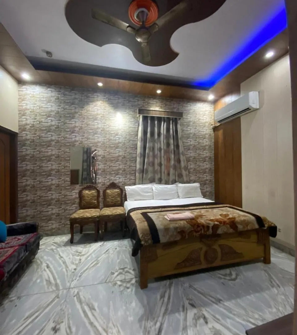 Hotel Rashmi Агра