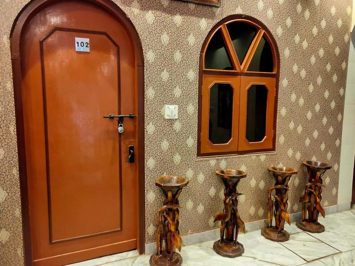 Hotel Rashmi Agra