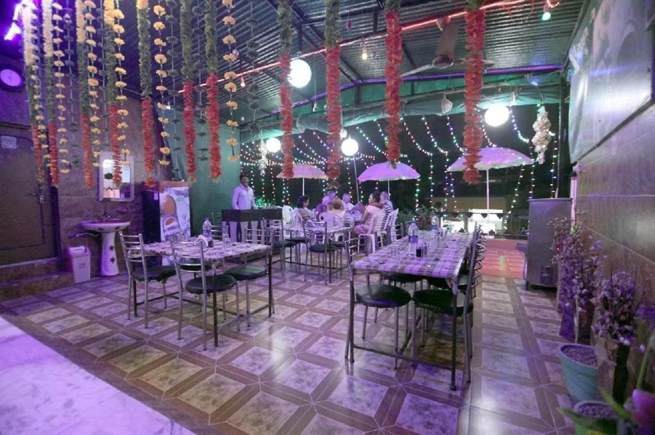 Hotel Rashmi Agra
